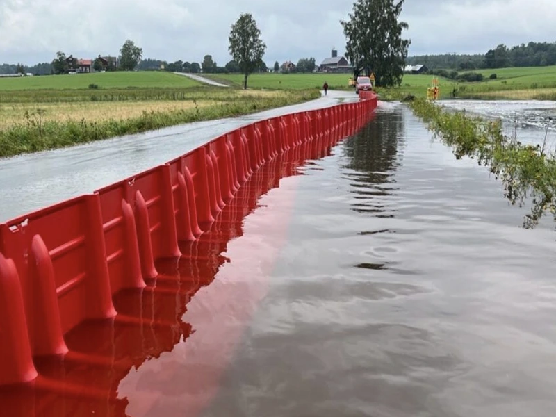 Modulární protipovodňová bariéra z produktů Jianghe Flood Prevention Products získává celosvětovou popularitu díky rychlému nasazení protipovodňové ochrany